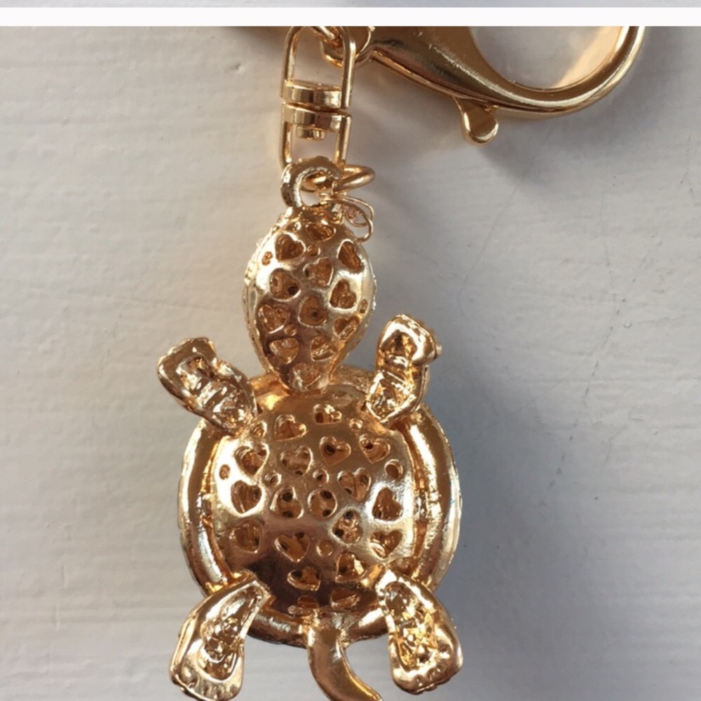 Real Crystal Tortoise Keychain. - Picture 3 of 3